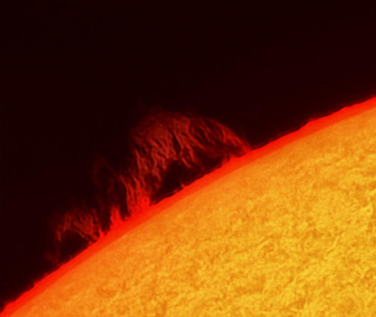 Photo d'une protubérance solaire (source: Observatoire de Rocbaron)